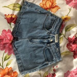 Size 23 Mom Shorts PacSun